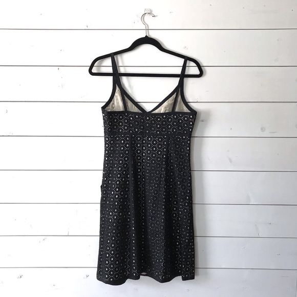 Susana Monaco Black Eyelet V-Neck Cocktail Dress - Picture 6 of 8